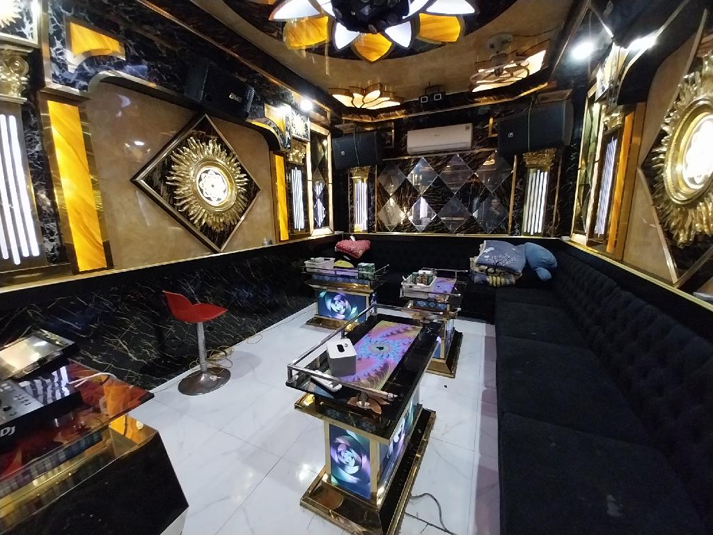 Bán nhà lĩnh nam 5 tầng long lanh ở ngay lô góc hoàng mai