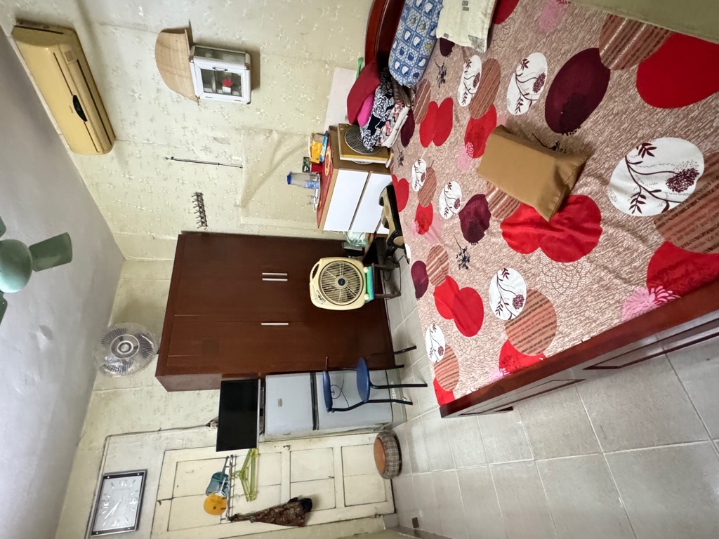 Bán nhà tập thể tàng 1 hồng mai ô tô kinh doanh hai bà trưng