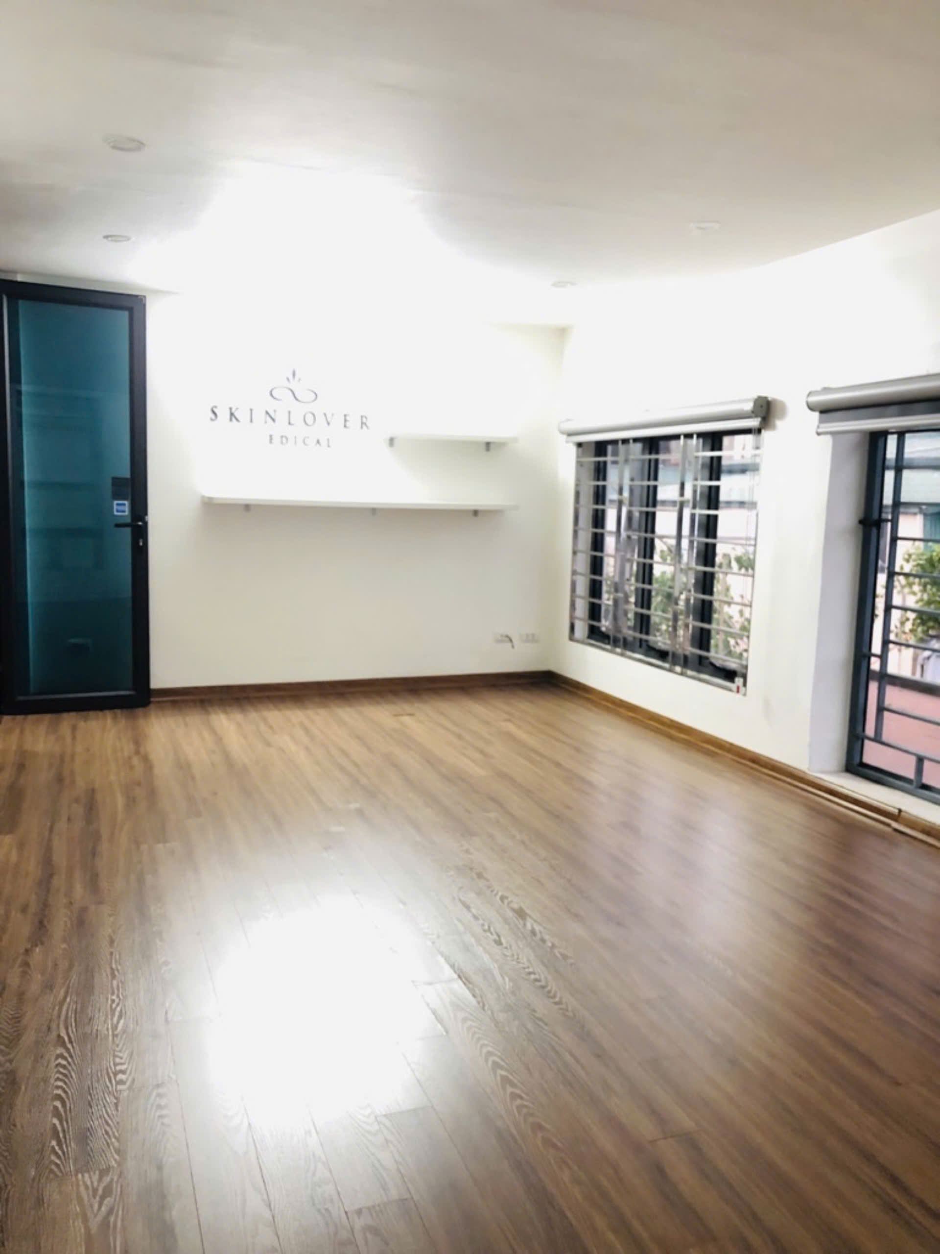 Bán nhà tập thể tầng 2 nguyễn công trứ long lanh ở ngay hai bà trưng