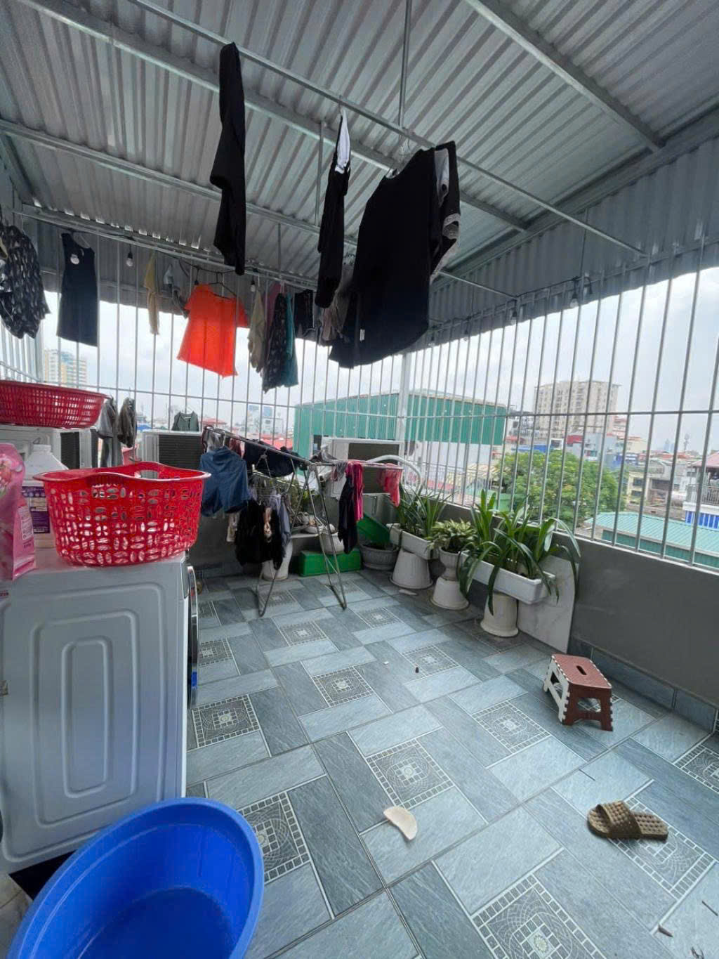 Bán nhà phân lô Lạc Long Quân – 7 tầng thang máy, oto đỗ cửa – Giá nhỉnh 13 tỷ