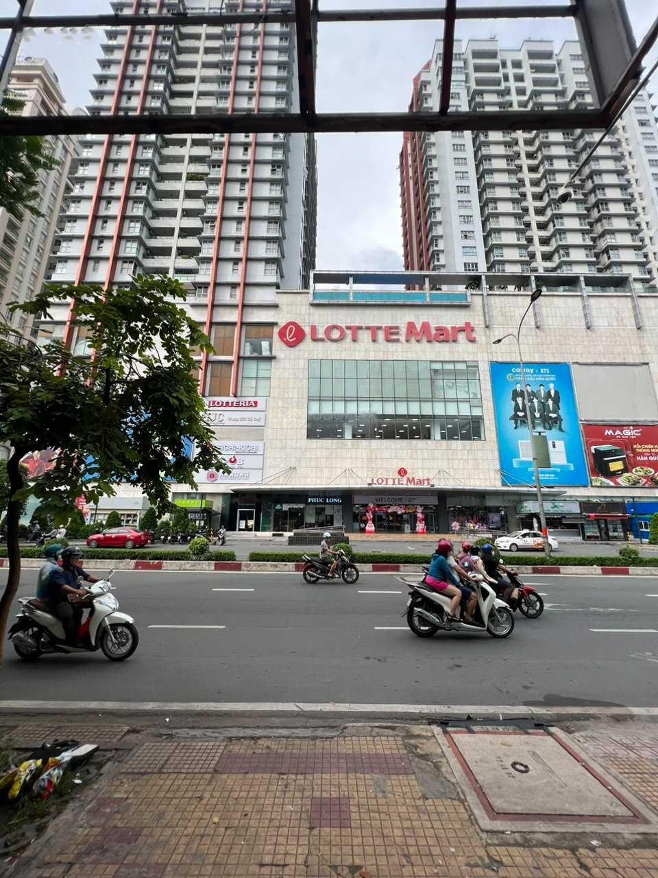 Bán gấp nhà 2 mặt tiền Lê Đại Hành 3,5x31m 4 lầu giá 28 tỷ