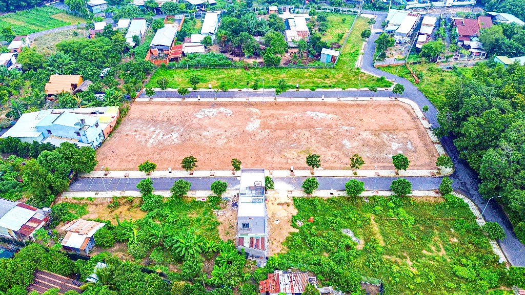 Bán đất mặt tiền lô góc tại Củ Chi – 171m² giá chỉ 3.2 tỷ – sổ hồng riêng, hạ tầ