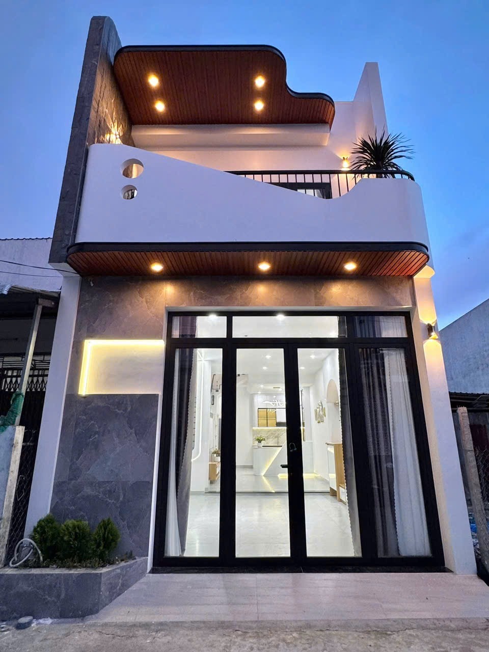 CHÍNH CHỦ BÁN NHÀ - 1 TRỆT 1 LẦU GẦN KCN CẦU TRÀM, CẦN ĐƯỚC – SHR – GIÁ 2.6 TỶ