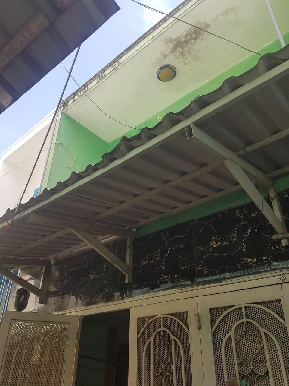 Nhà hẻm Miếu Bình Đông, Bình Hưng Hòa A,Bình Tân dt 35m2 1 lửng 1pn 1wc giá 3ty1