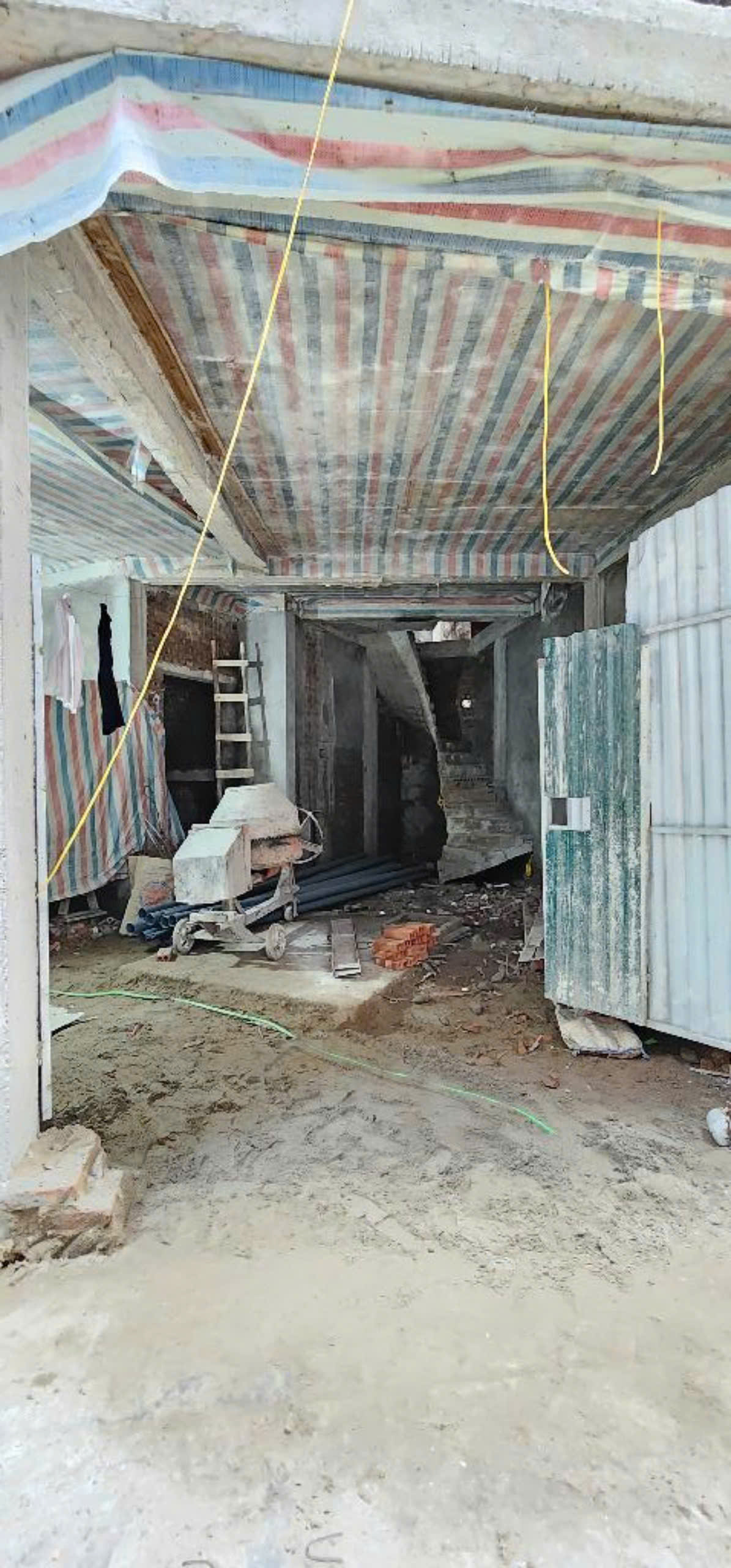 Kim ngưu bán nhà 5 tầng thang máy long lanh hai bà trưng