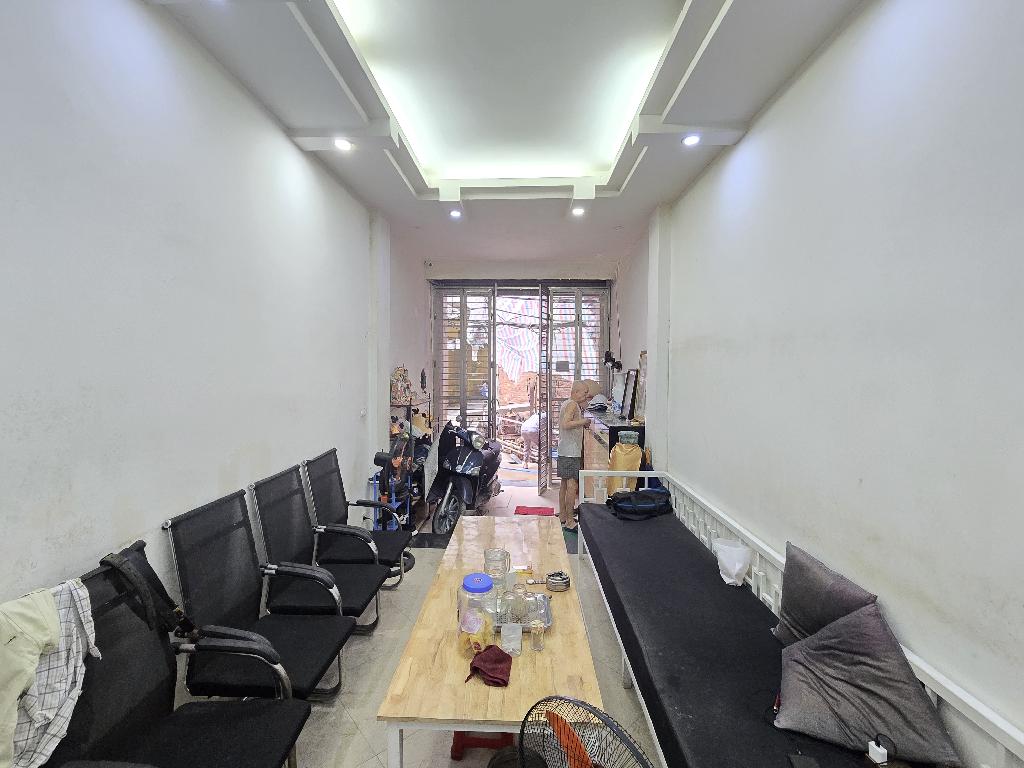 Bán nhà lê thanh nghị 5 tầng dân xây ở ngay gần phố hai bà trưng