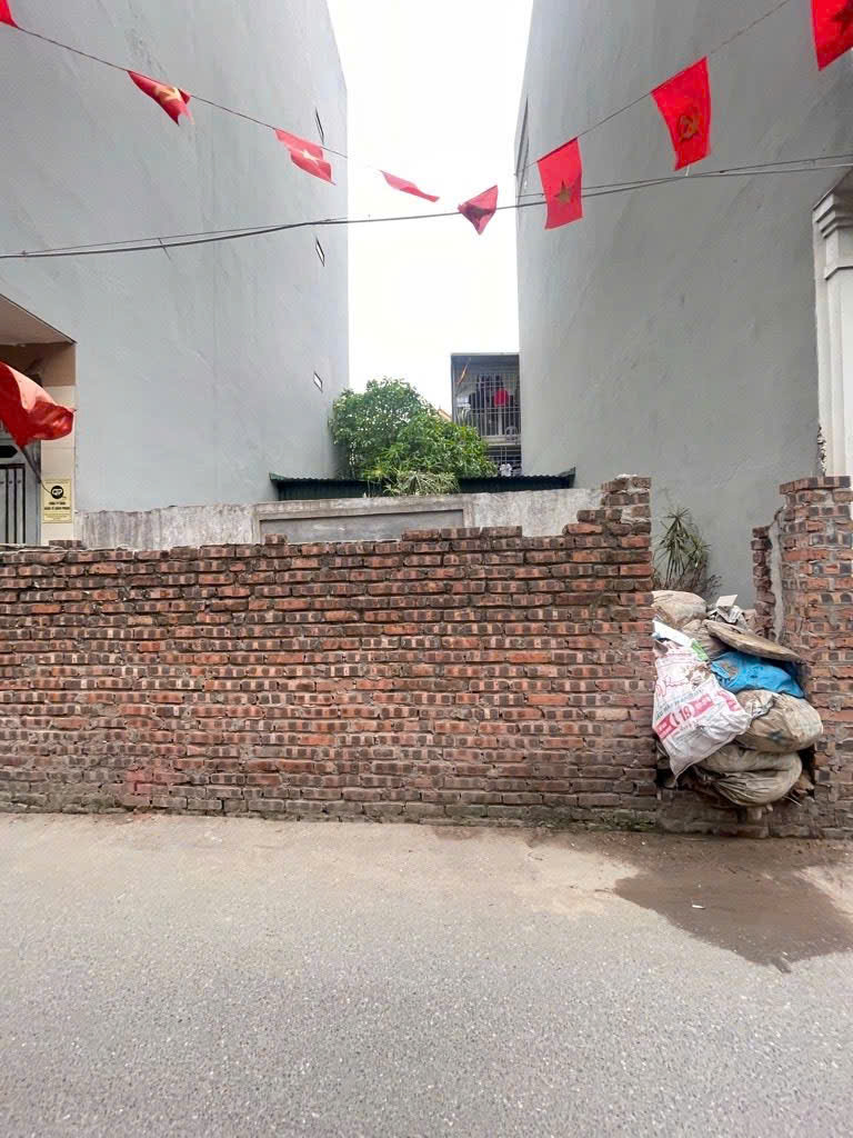 Bán đất vĩnh hưng 56M 2 mặt ngõ ô tô tránh vào đất kinh doanh hoàng mai