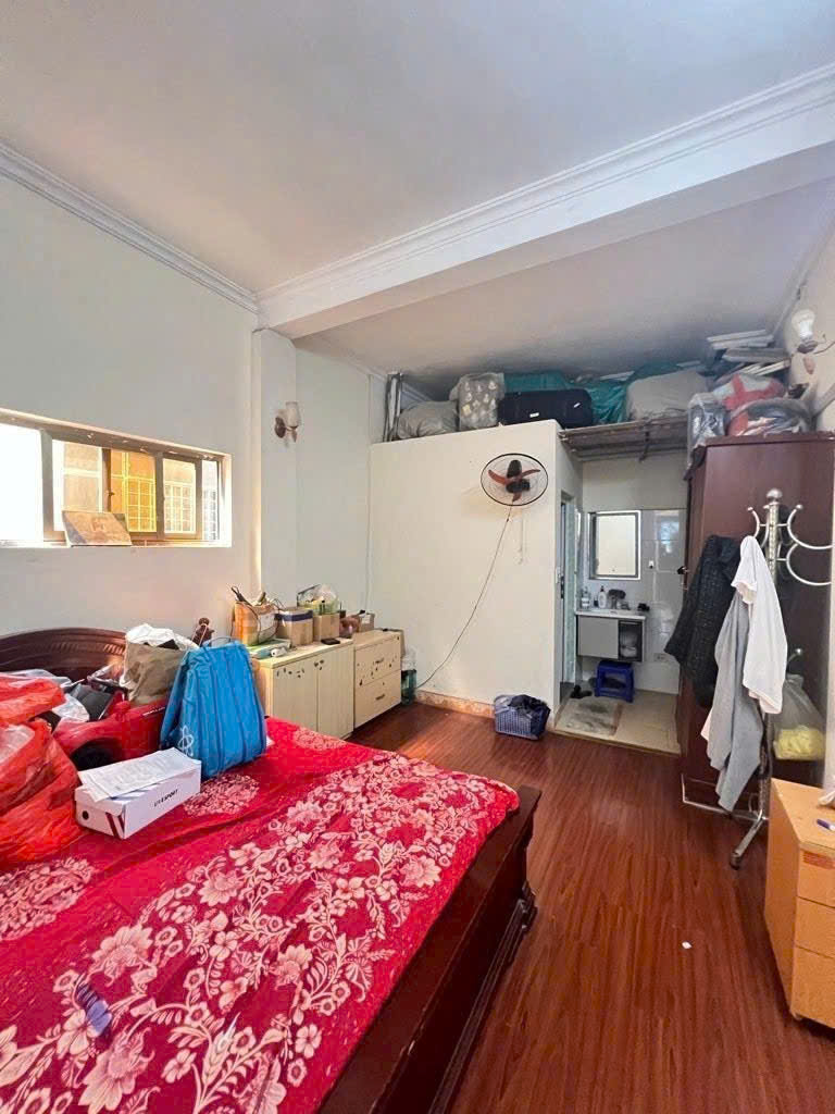 Bán 50M tam trinh tặng nhà phân lô ô tô dừng đỗ kinh doanh hoàng mai