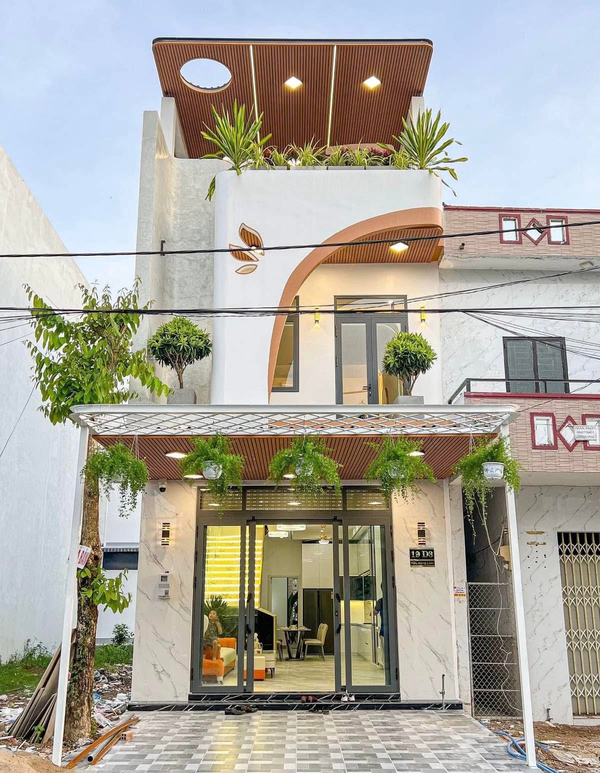 NHÀ 1 TRỆT 1 LẦU 103,7M², VỊ TRÍ ĐẸP, FULL NỘI THẤT, KINH DOANH, 2.5 TỶ.