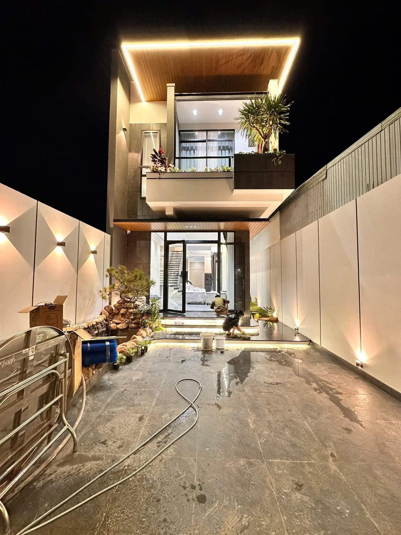 NHÀ MỚI HOÀN CÔNG 103M² – GIÁ 2 TỶ 450 – GẦN CHỢ, TRƯỜNG HỌC