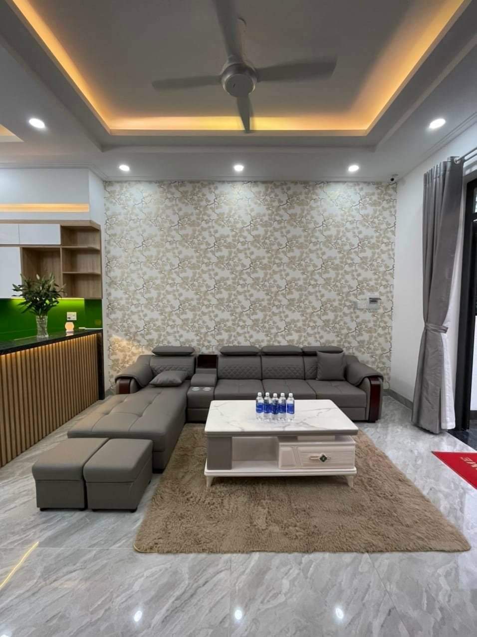 Bán nhà mặt tiền đường Nguyễn Trãi, P.14, Q.5 DT: 3.6x21m 2 lầu giá: 17 tỷ