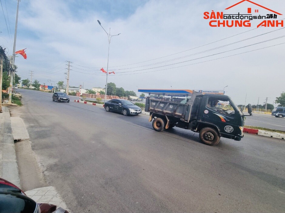 09 - BÁN NHÀ 2,5 TẦNG PHƯỜNG CỘNG HÒA - THỊ XÃ QUẢNG YÊN - QUẢNG NINH