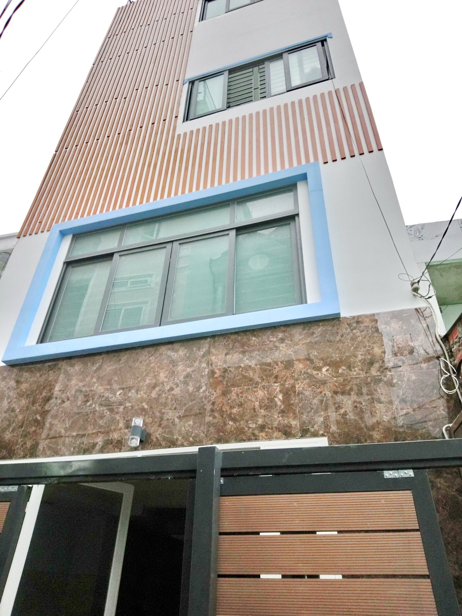 BÁN CHDV HXH HUỲNH TẤN PHÁT, Q7