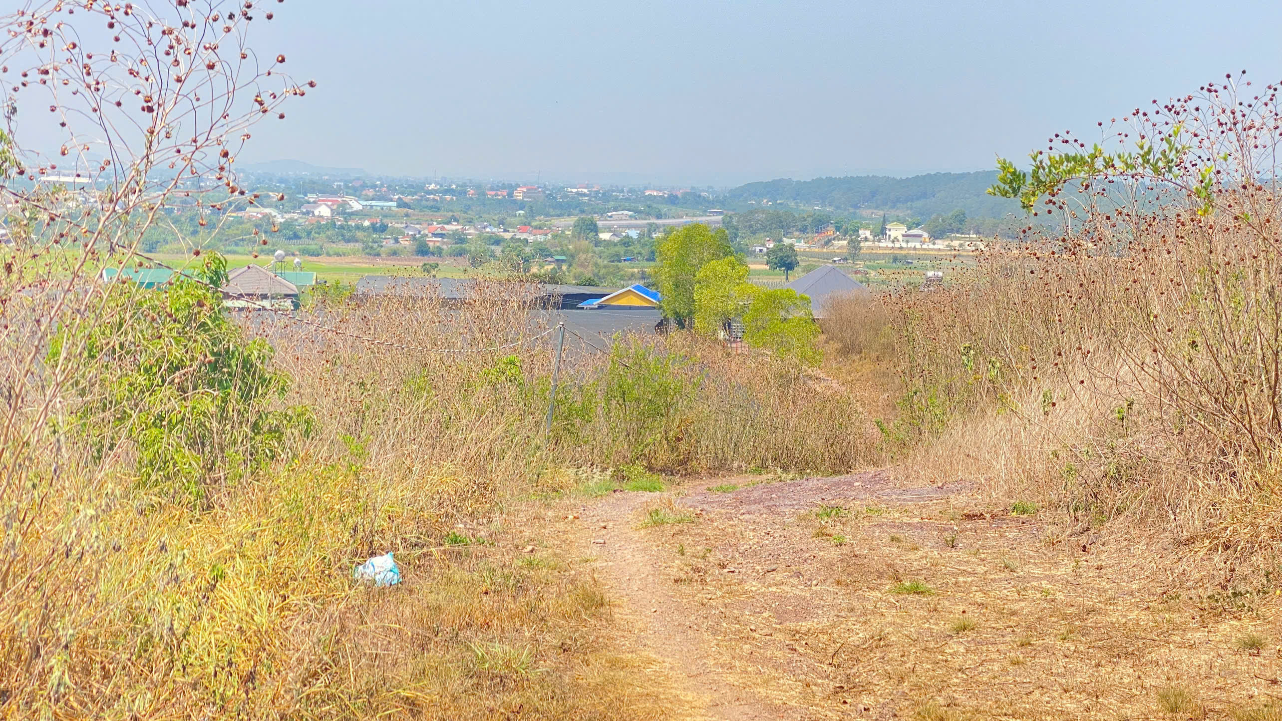 3,3 sào hẻm ql27, n'thôn hạ, đức trọng cũ, lâm đồng