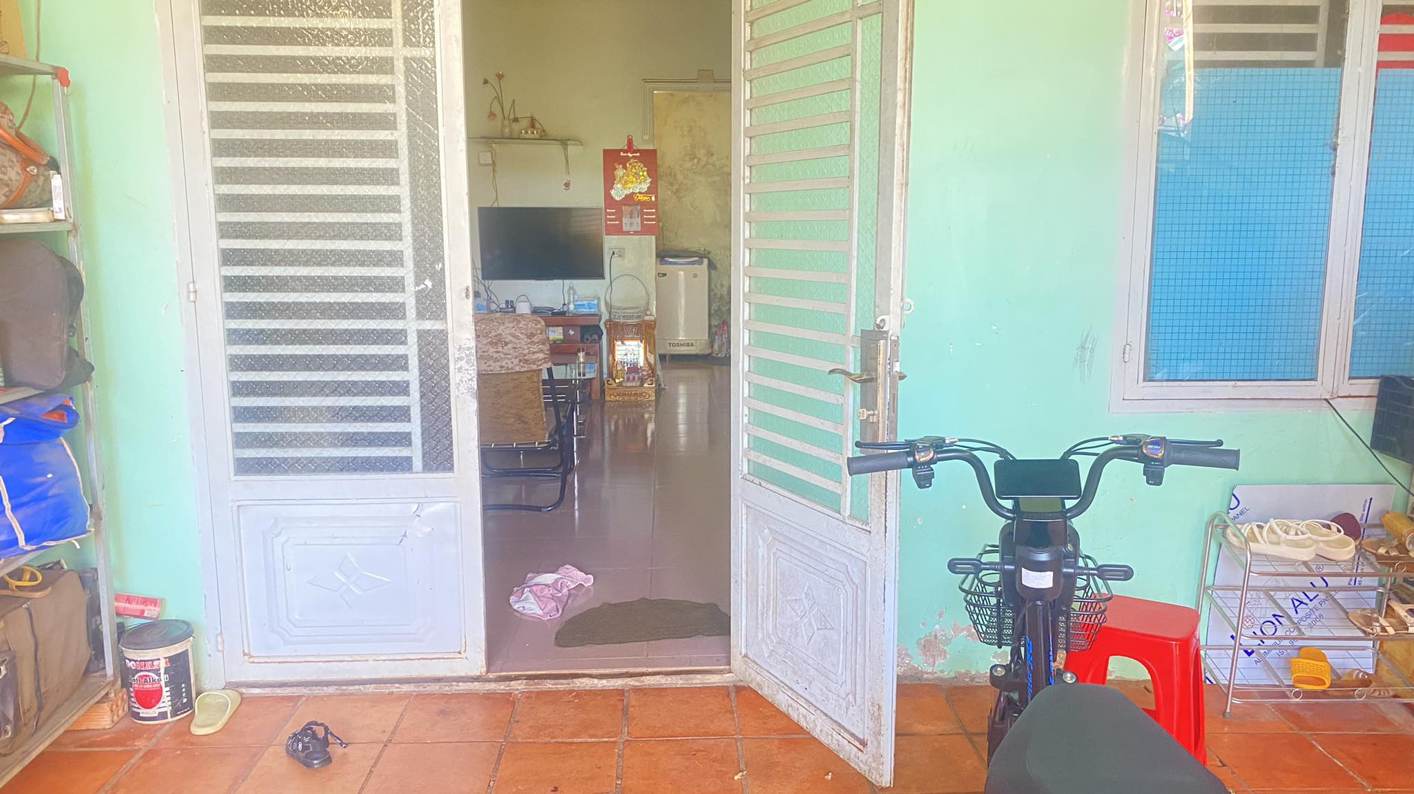 Bán đất tặng nhà cấp 4 hẻm lê hồng phong đức trọng chỉ 2 tỷ