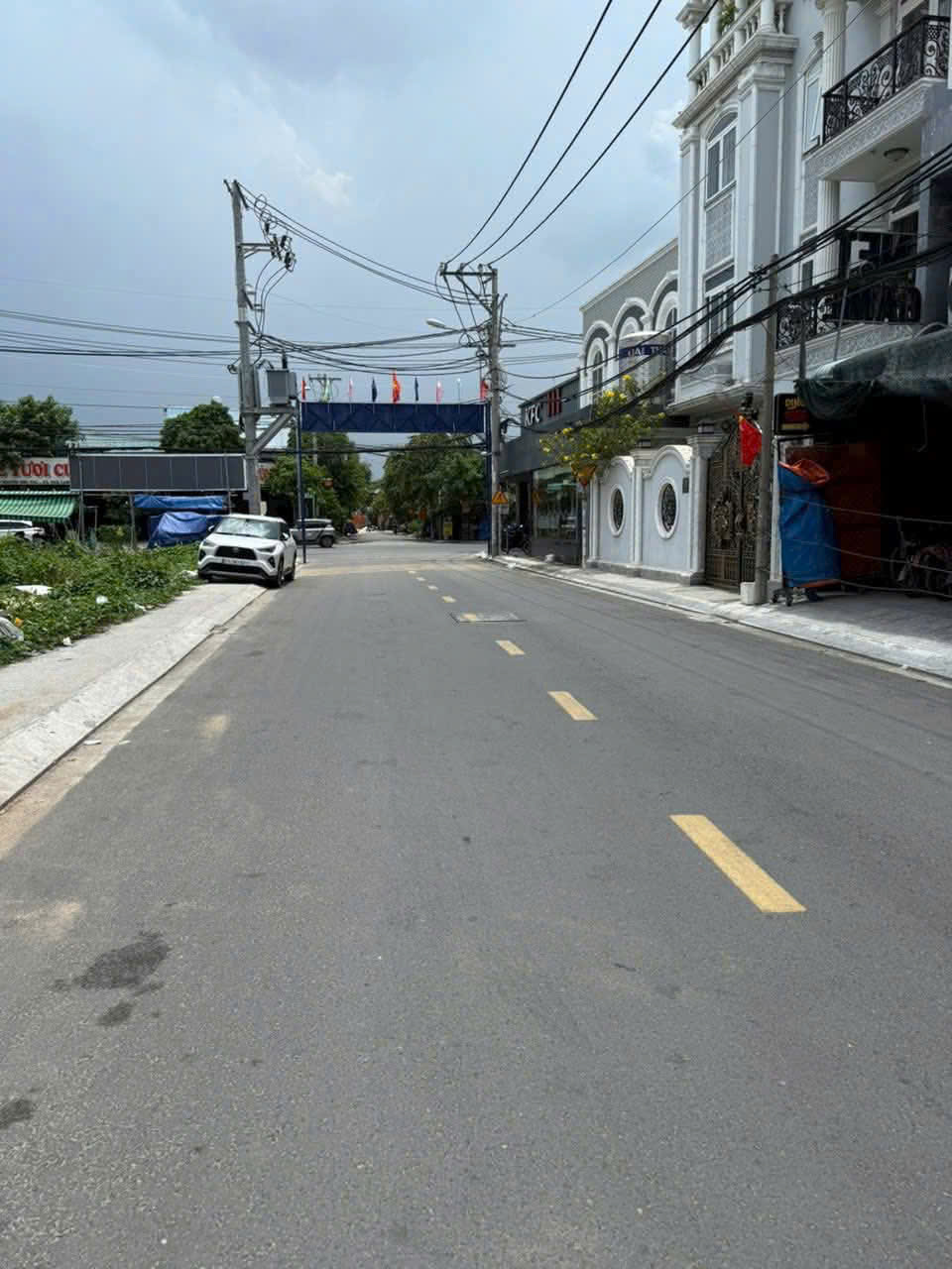 Lô đất mặt tiền cực đẹp dt khủng 4,25mx28m tân chánh hiệp 07