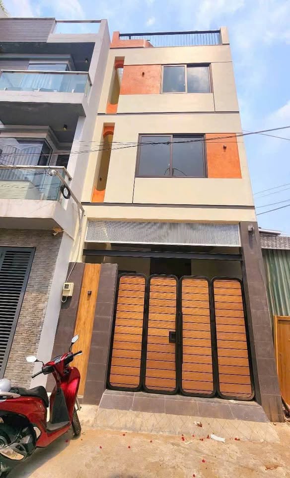 NHÀ LONG AN – SÁT CHỢ LONG TRẠCH – Ở SƯỚNG KINH DOANH CÀNG NGON - 105m2 - 2 TỶ 5