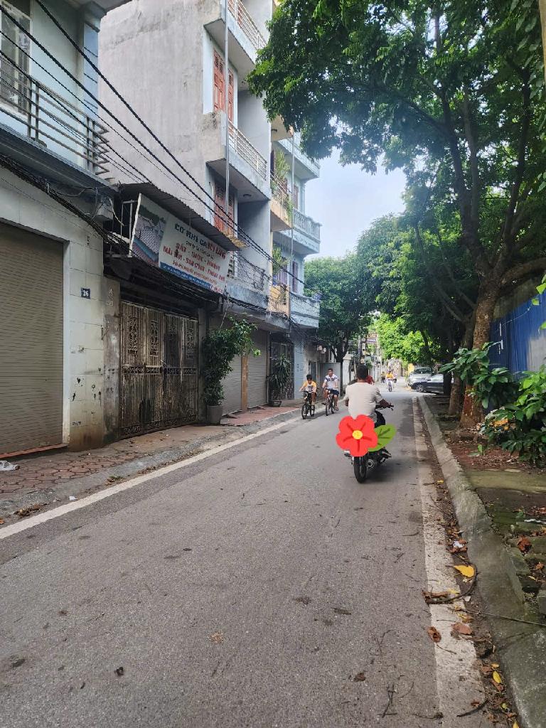 Bán đất lĩnh nam tây trà 65M vỉa hè 2 bên ô tô dừng đỗ kinh doanh hoàng mai