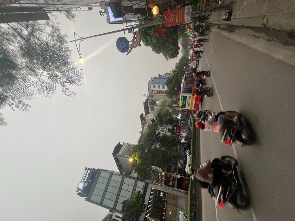 Bán 490M mặt phố ngọc hồi tặng nhà thanh trì