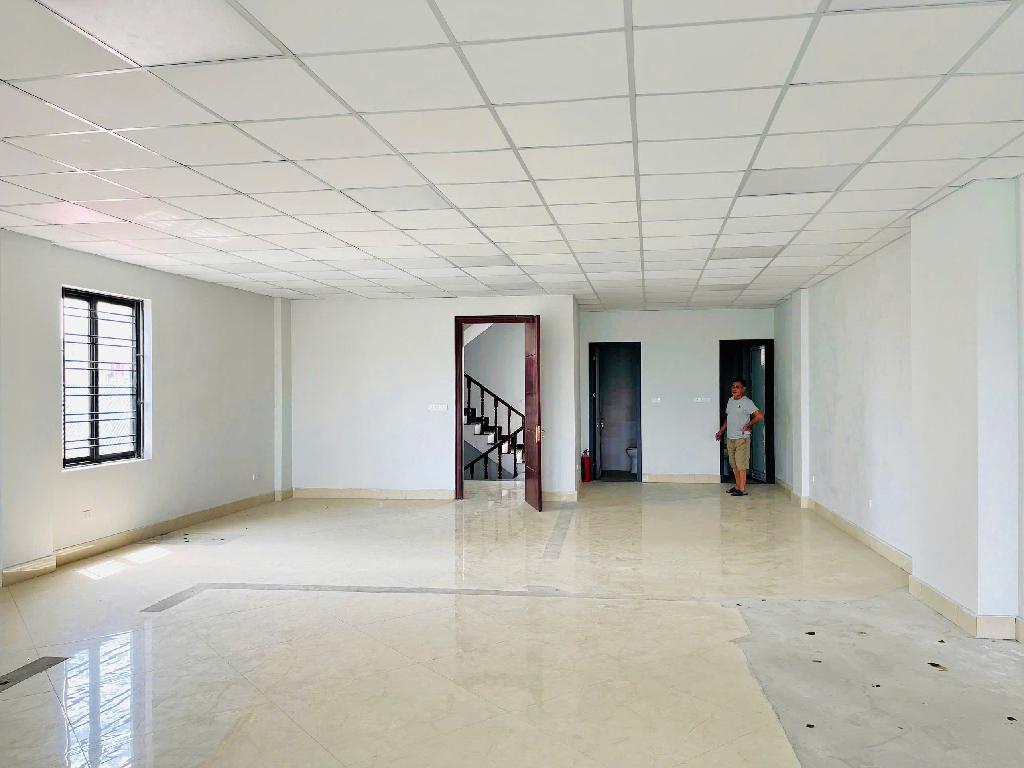 Bán siêu phẩm mặt phố hồ 3 mẫu tòa nhà 9 tầng thangmáy kinhdoanh đa dạng đống đa