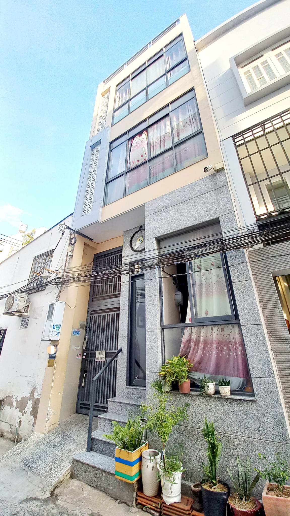 Nhà Phố 4 Tầng nở hậu kinh doanh CHDV, 18 Phòng ngủ full nội thất, Ôtô đỗ cửa