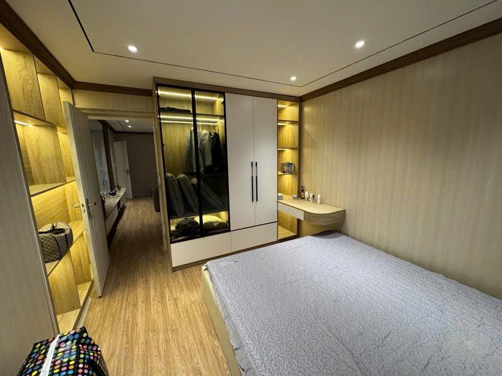 Bán nhà tập thể lương định của 150M long lanh đống đa