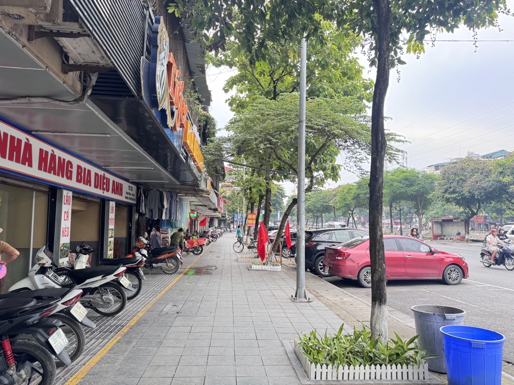 Bán nhà tập thể tầng 1 quỳnh mai mặt phố kim ngưu kinh doanh ngày đêm HBT