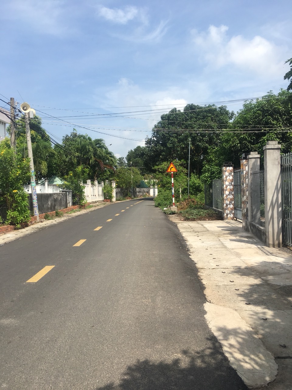 Bán 245, m đất có 150 m thổ cư