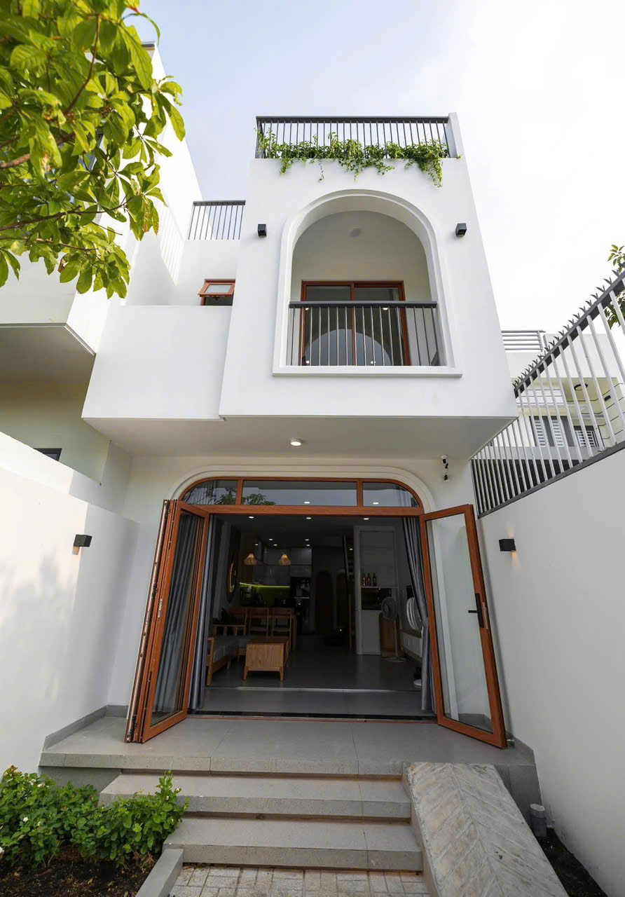 CHÍNH CHỦ BÁN NHÀ PHỐ NGAY T. TÂM PHƯỜNG 4 - TÂN AN - 65M2 - 2 TỶ 3