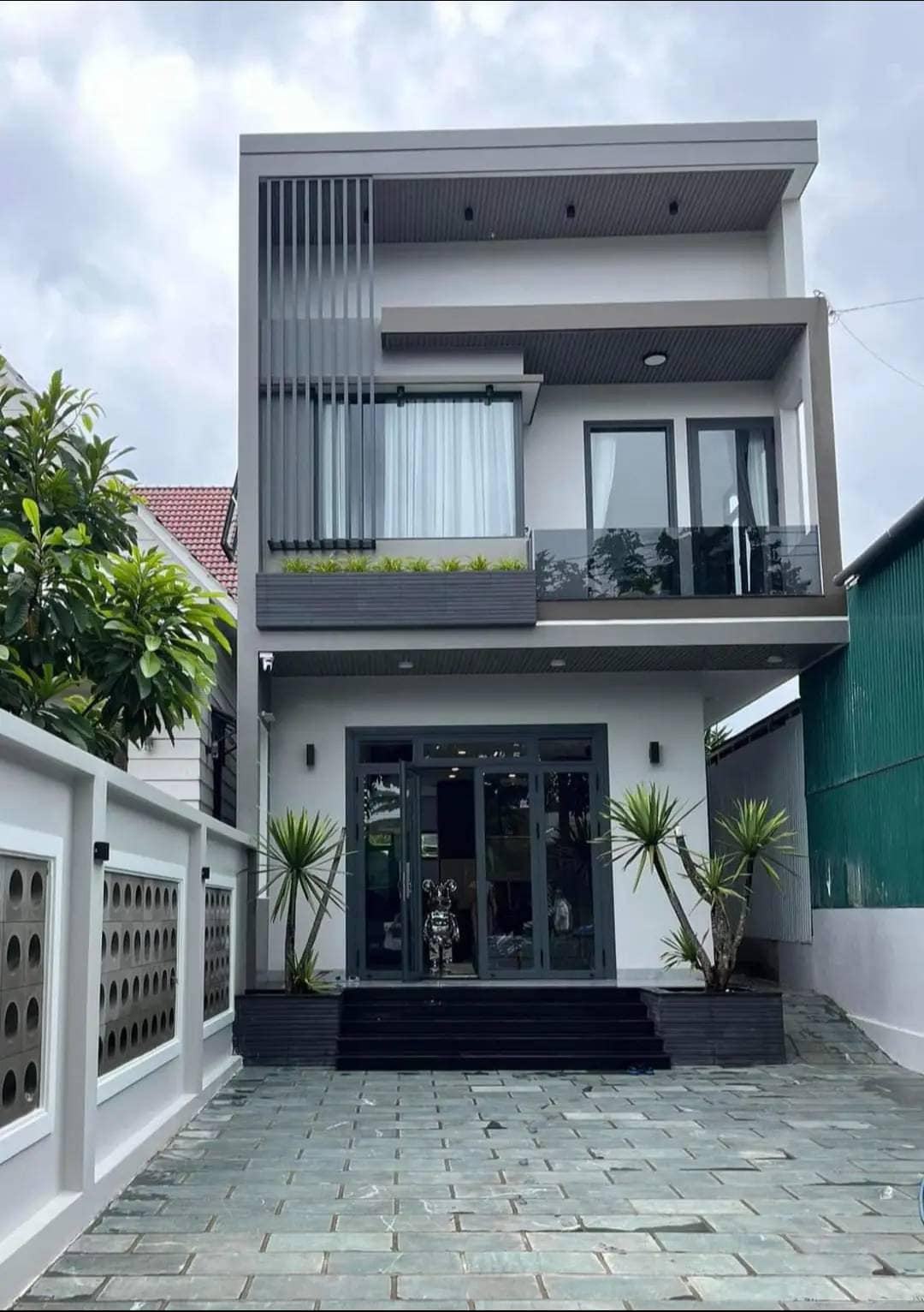 ✨ NHÀ PHỐ THIẾT KẾ HIỆN ĐẠI, 90M² – CHỈ 1 TỶ 800, KHU DÂN CƯ SẦM UẤT