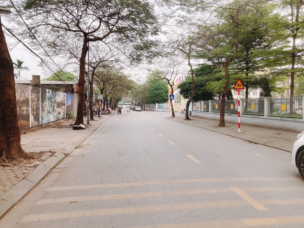 Bán đất cổ linh 100M đường 4 ô tô tránh long biên