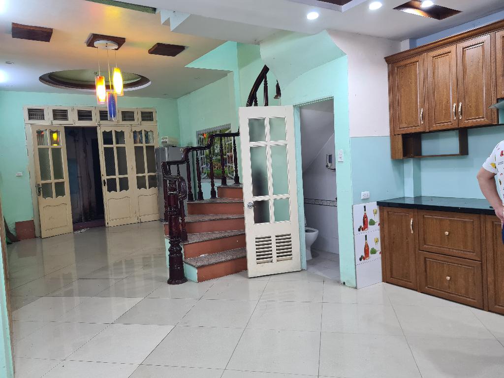 Lê thanh nghị bán nhà 4 tầng ở ngay gần phố hai bà trưng