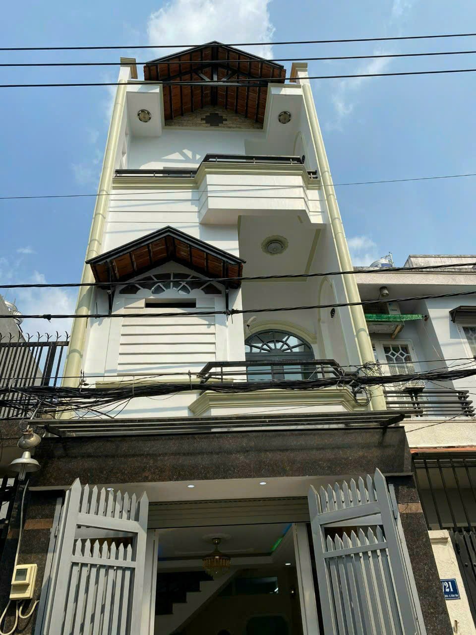 Nhà hẻm đường số 5, Bình Hưng Hòa, Bình Tân, dt 48m2, 2 lầu, 4pn,4wc, giá 5tỷ200