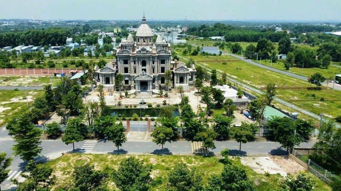 Mặt tiền kinh doanh giá chỉ 1,7 tỷ full thổ cư