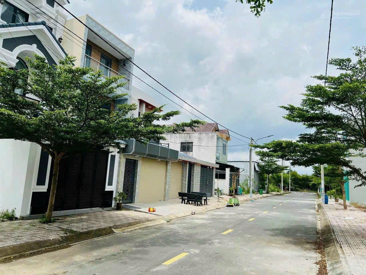 Ngợp quá bán lô đất gần tđc long thành 200m2 - tuyến t1 về sân bay long thành