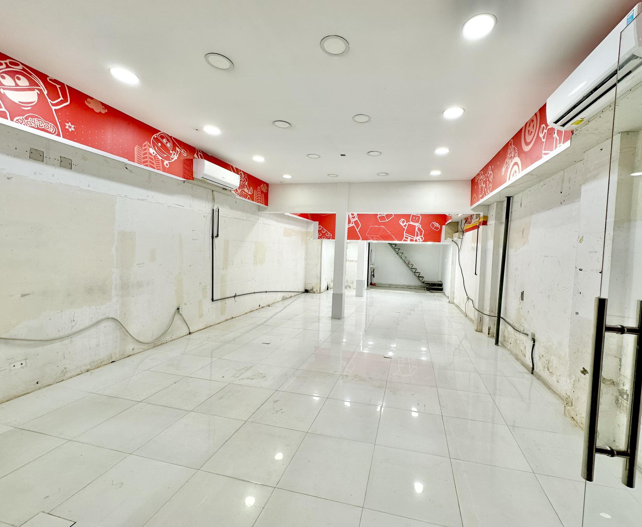 CHO THUÊ MẶT BẰNG KINH DOANH ĐƯỜNG NGUYỄN TRÃI QUẬN 5