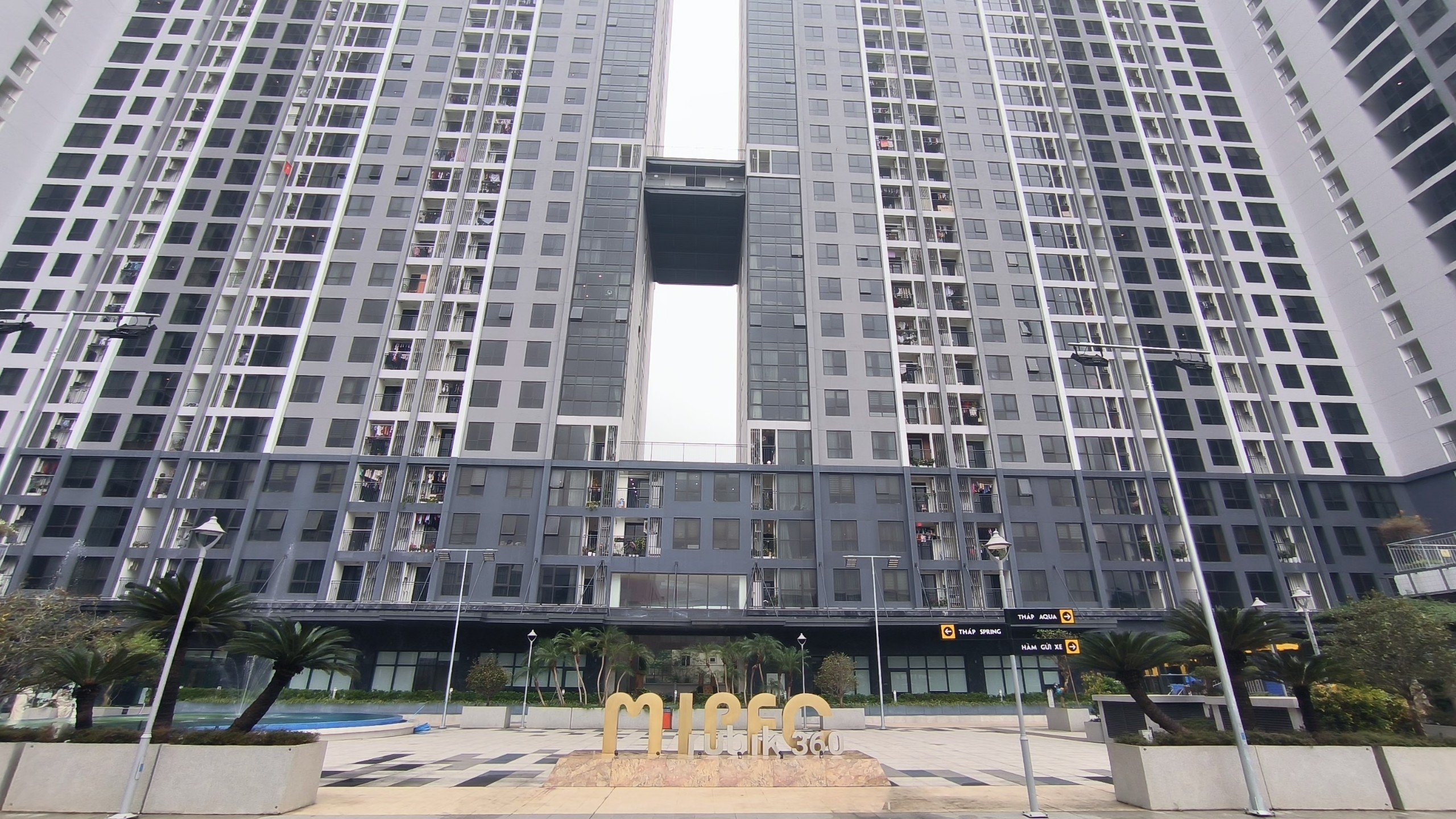 Chính chủ cho thuê MBKD DT 37m và 110m tại chân đế Mipec Rubik 360 Xuân Thủy
