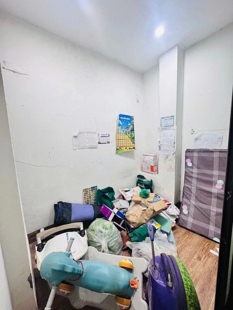 Bán nhà tập thể tầng 1 minh khai 50M 1 nhà ra phố kinh doanh hai bà trưng