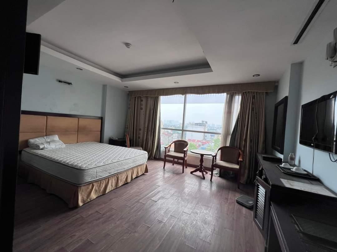 Bán nhà khách sạn mặt phố bùi thị xuân 13 tầng thang máy hai bà trưng