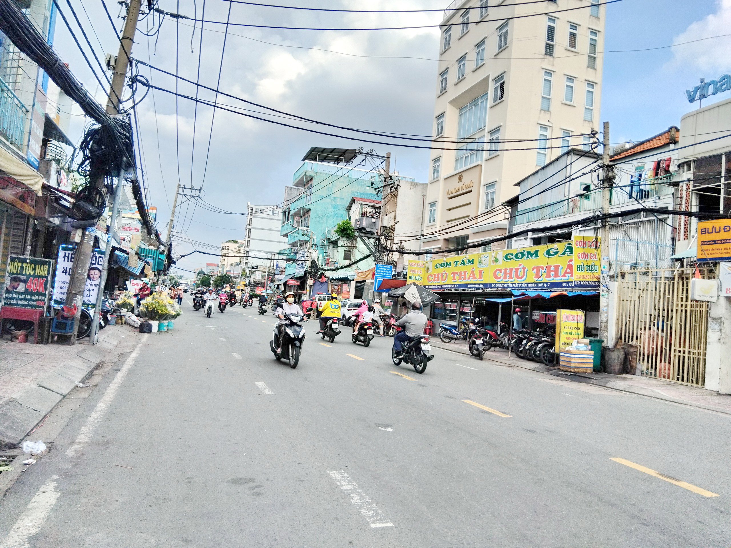 FORRENT - MẶT TIỀN KINH DOANH HTP Q7 