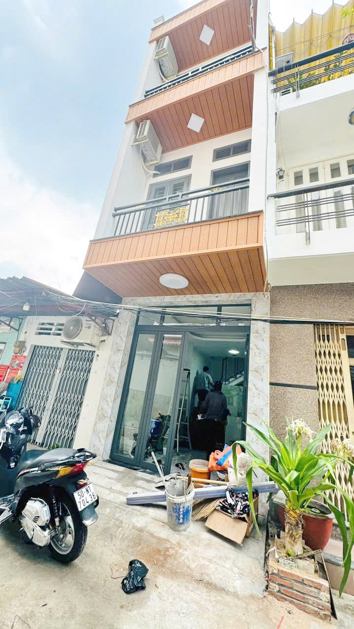 Hàng HOT - Bán nhanh nhà hẻm Trần Xuân Soạn Q7