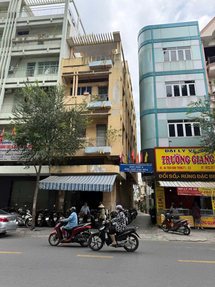 Giảm 4 tỷ! Bán Gấp góc 3MT Trần Bình Trọng, Q5. 4,2x20m. 5 Tầng. Giá 36 tỷ TL