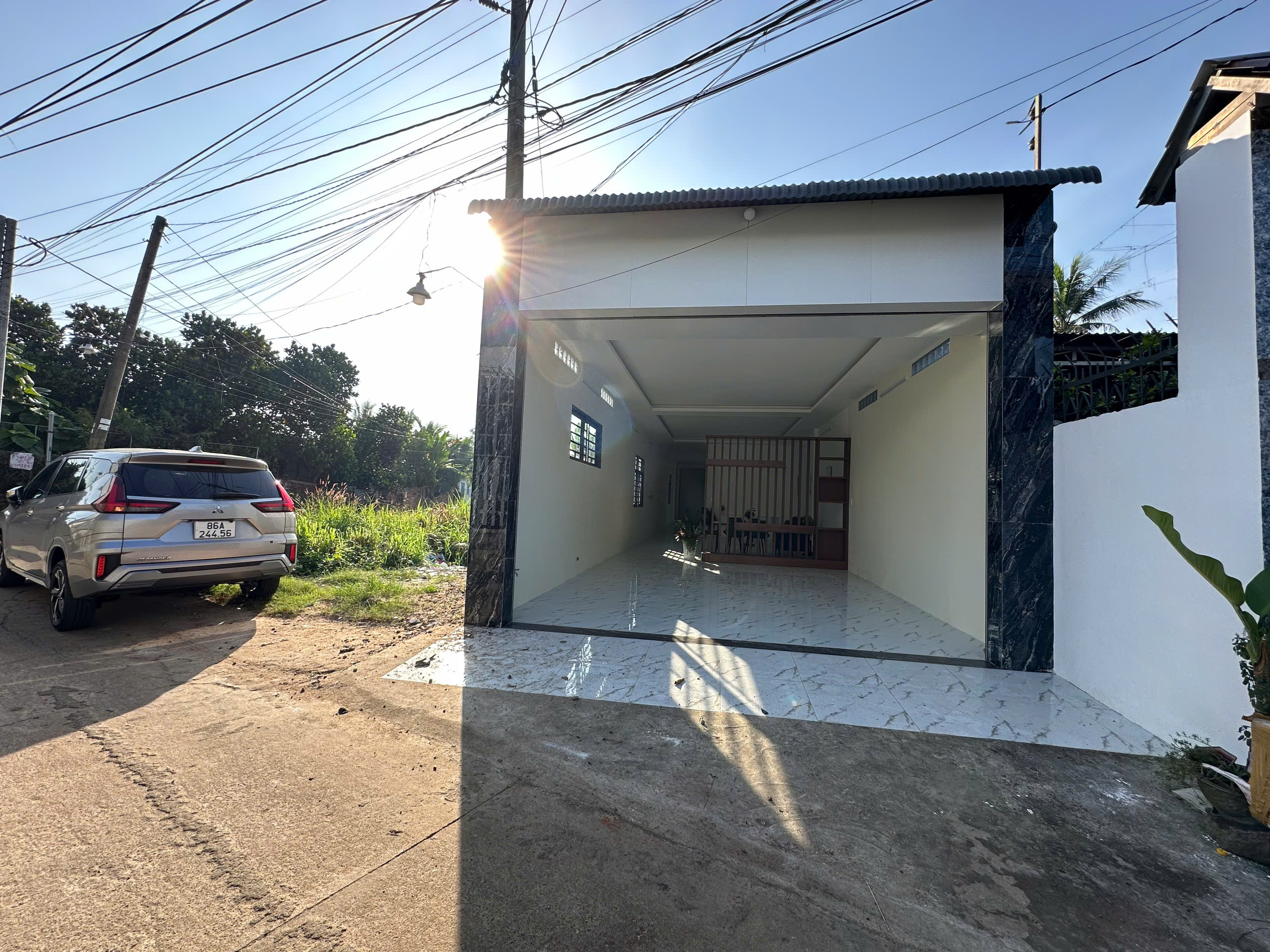 BÁN NHÀ BẢO VINH CÁCH NHỰA NGÔ QUYỀN 200M ĐƯỜNG BÊ TÔNG XE HƠI KHU BÀN CỜ