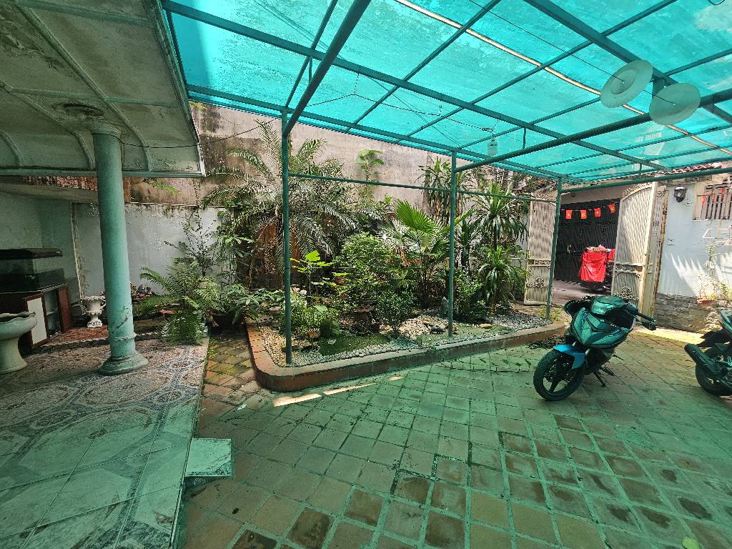 Bán 176M kim ngưu tặng nhà ô tô vào nhà hai bà trưng