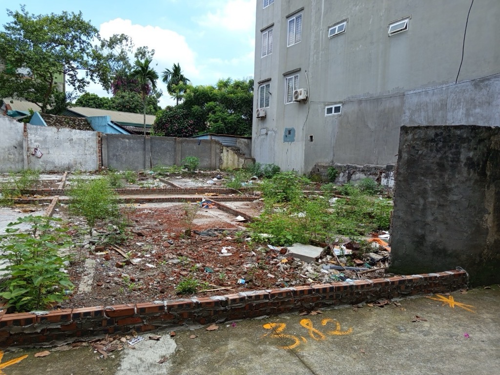 2,75 tỷ bán đất nguyễn khoái 30M lô góc ô tô đỗ cửa hoàng mai