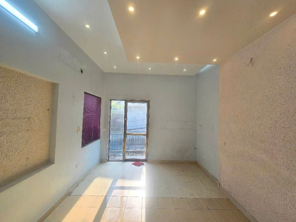 Bán nhà mặt phố yên duyên 4 tầng dân xây lô góc ô tô dừng đỗ kinh doanh hoàngmai