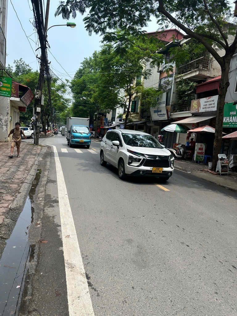 Nhà lô góc 2 thoáng, phòng nào cũng sáng – cải tạo được thang máy – Hoàng Hoa Th