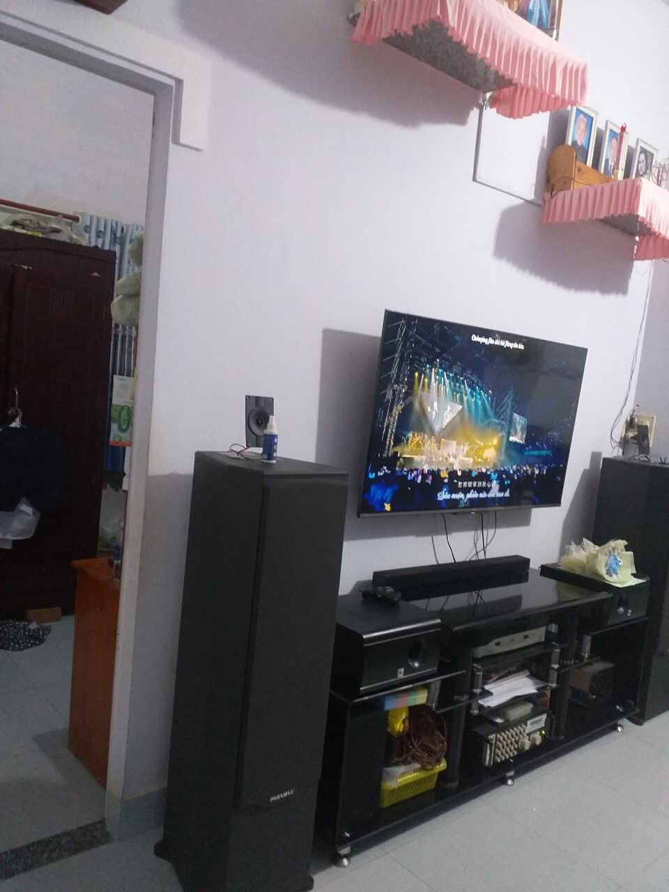 Hàng còn mới.nhà dùng kỷ.bán lại