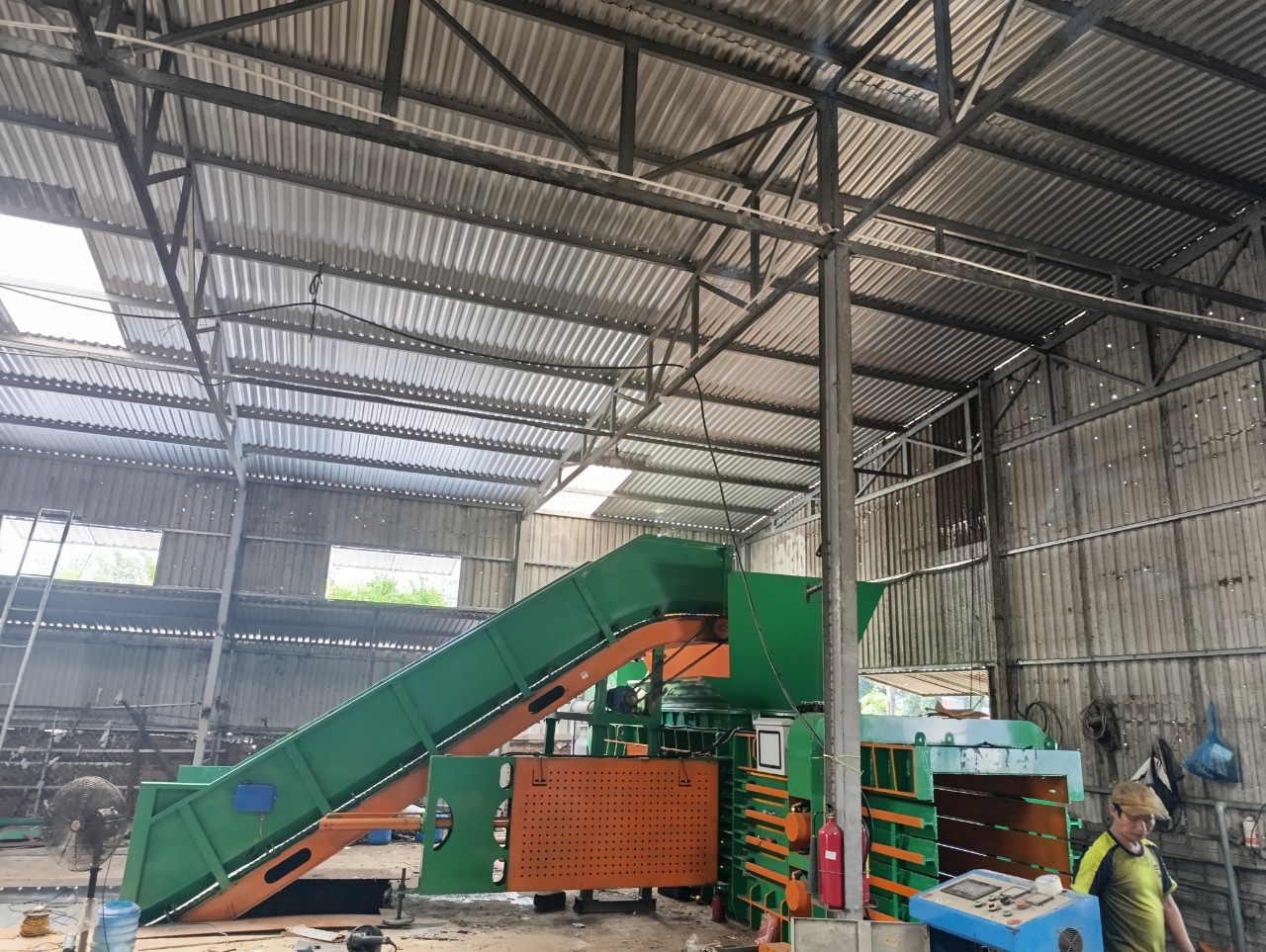 Máy ép thủy lực, Máy ép phế liệu thủy lực, Bán máy ép phế liệu thủy lực giá tốt