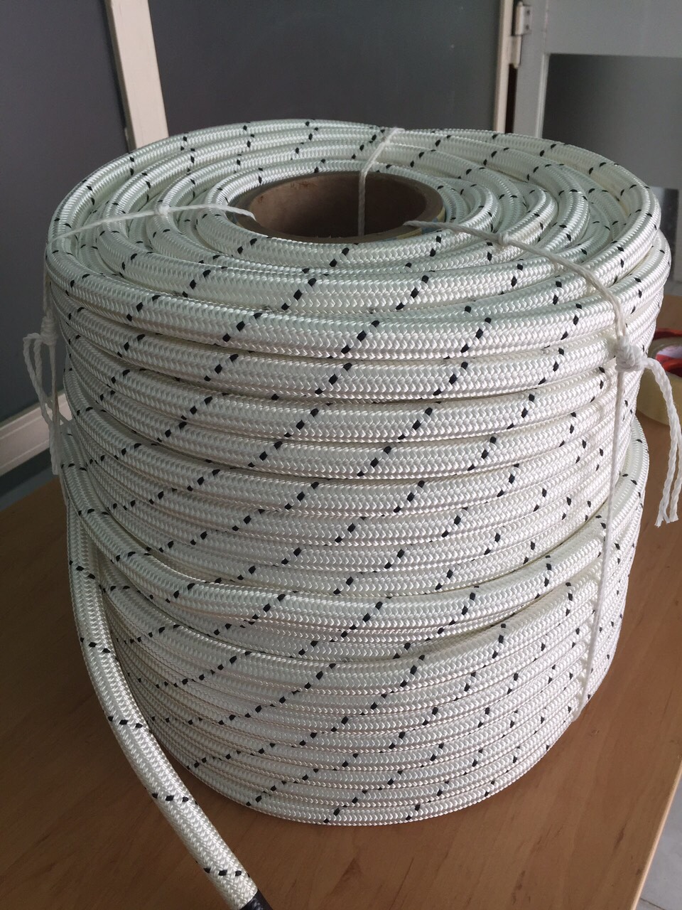 dây đu sơn tường 16mm